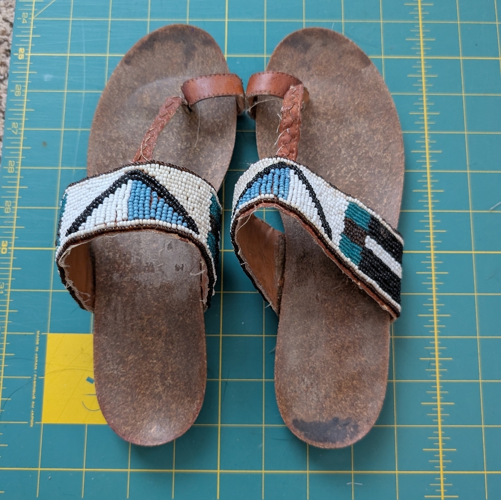 PRE-OWNED David Aaron Beaded Sandals 7 As Is